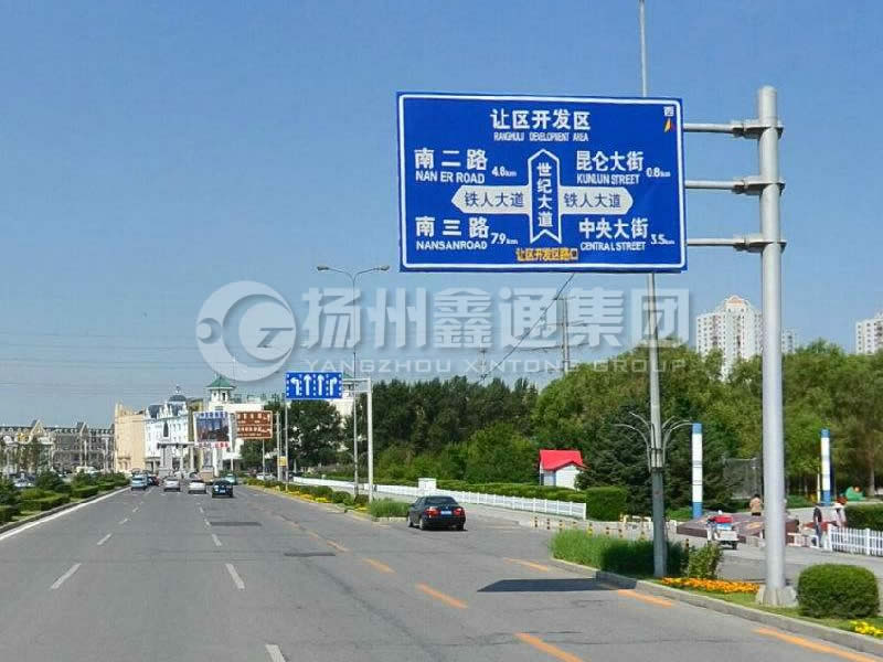 BZG-004，交通標(biāo)志桿，鍍鋅交通標(biāo)志桿