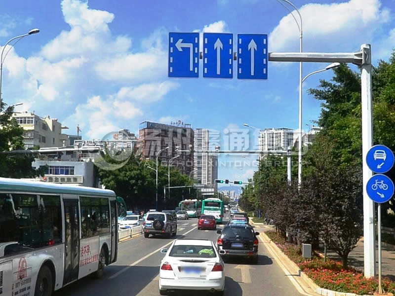 BZG-007，交通標(biāo)志桿，分道標(biāo)志桿