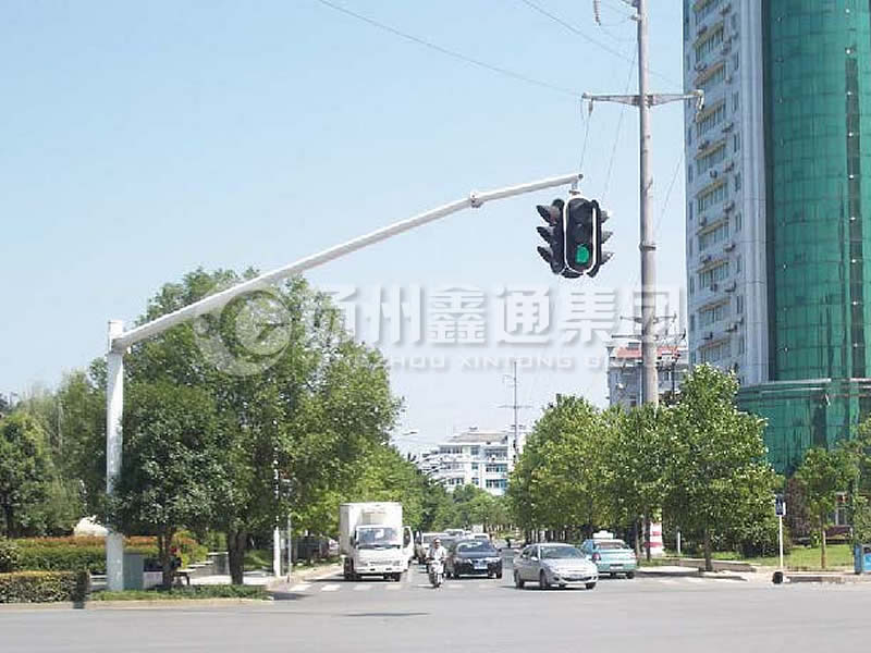 XHDG-047，吊籠式信號燈桿